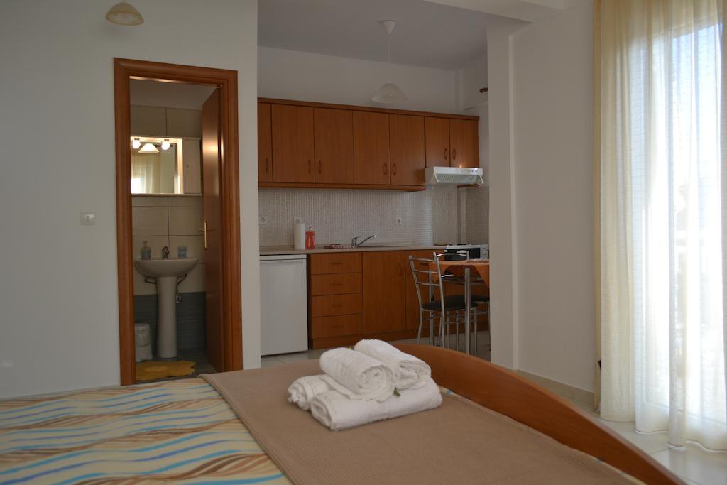 Pavloudis Apartments Psakoudia Pokoj fotografie
