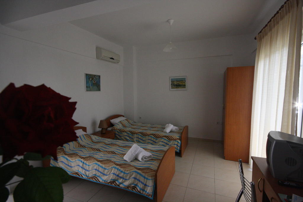 Pavloudis Apartments Psakoudia Pokoj fotografie